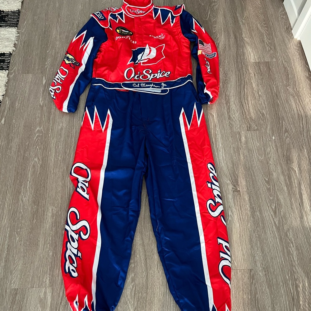 Cal Naughton Jr Talladega Nights Costume w/ hat